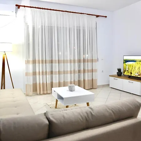 Bliss Apartment *